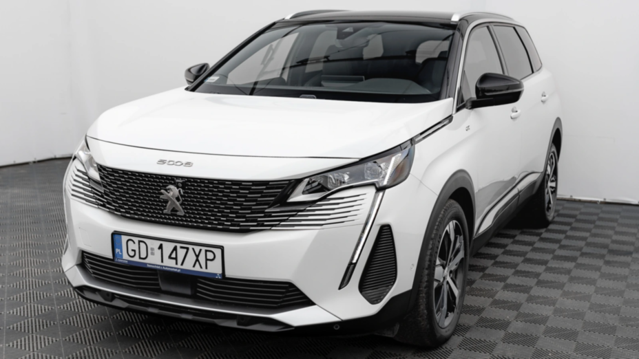 PEUGEOT 5008 5008 1.6 PureTech GT Pack S&S EAT8