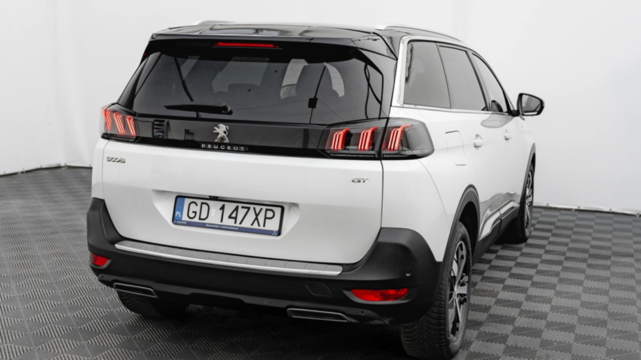 PEUGEOT 5008 5008 1.6 PureTech GT Pack S&S EAT8