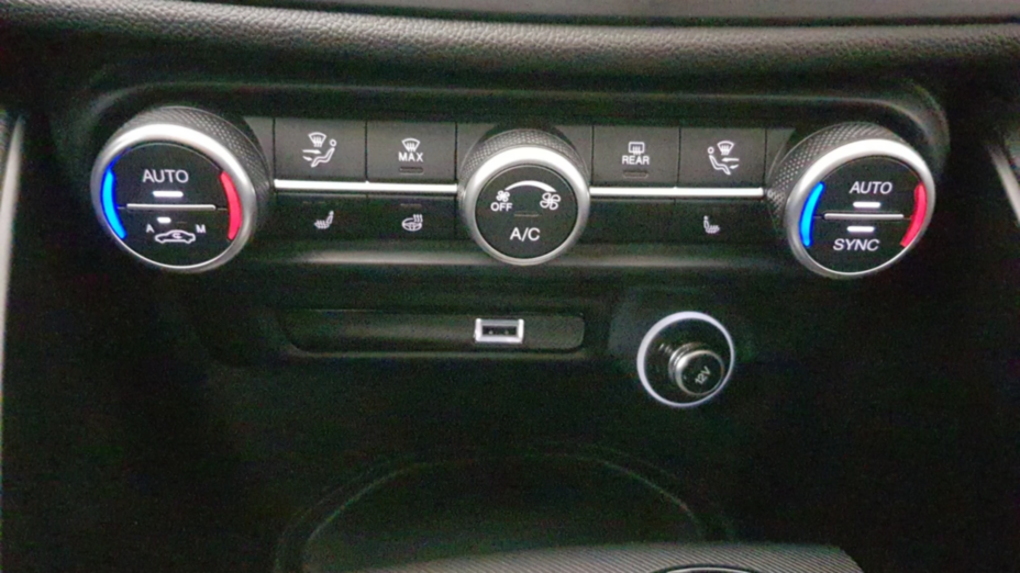 ALFA ROMEO Giulia Giulia 2.0 Turbo Veloce Q4 aut