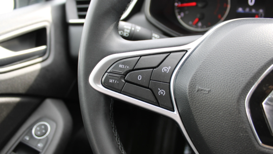 RENAULT Clio Clio 1.0 TCe Equilibre