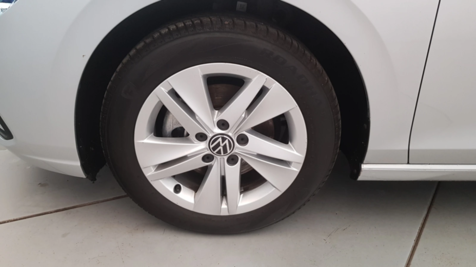 VOLKSWAGEN Golf Golf VIII 2.0 TDI Life