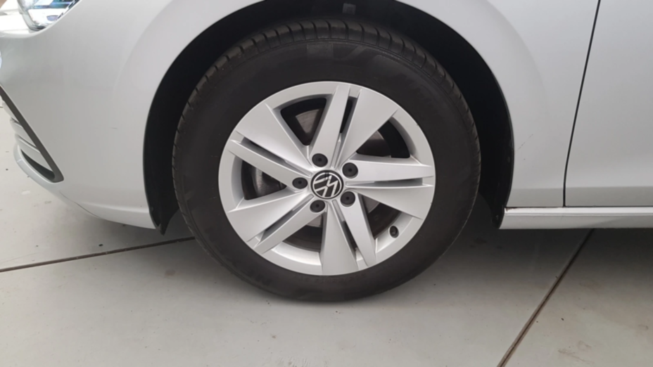 VOLKSWAGEN Golf Golf VIII 2.0 TDI Life