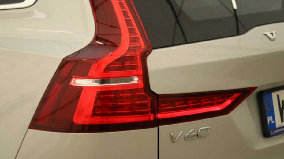 VOLVO V60 V60 B4 D Momentum Pro aut