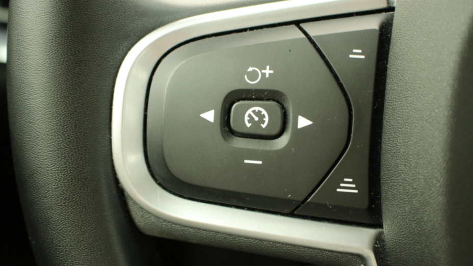 VOLVO V60 V60 B4 D Momentum Pro aut