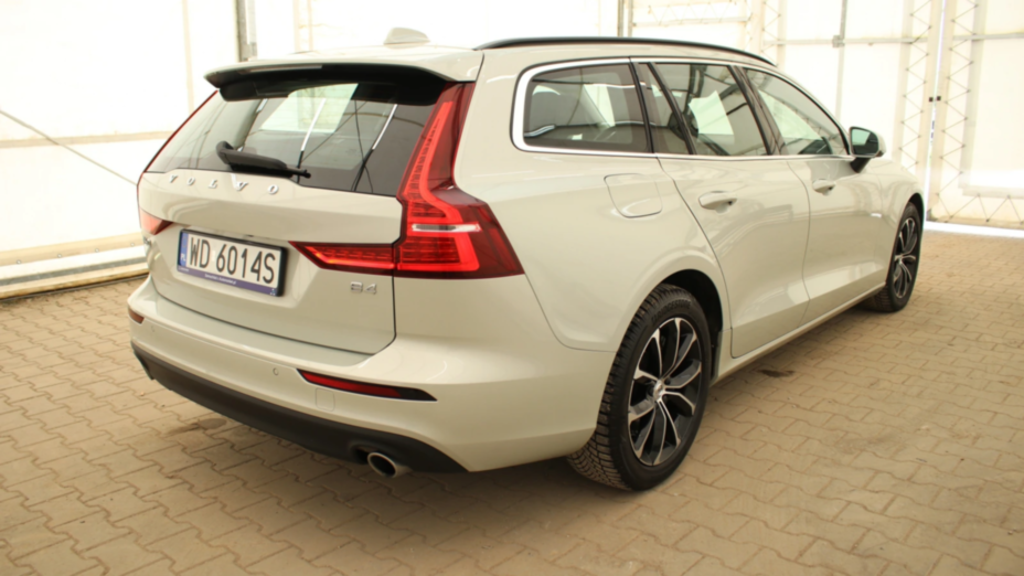 VOLVO V60 V60 B4 D Momentum Pro aut