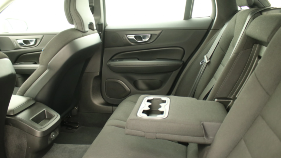 VOLVO V60 V60 B4 D Momentum Pro aut