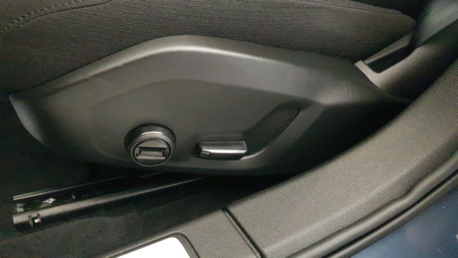 VOLVO V60 V60 B4 D Momentum Pro aut