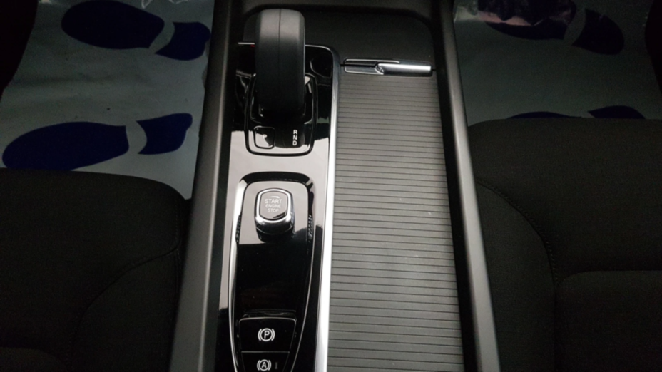 VOLVO V60 V60 B4 D Momentum Pro aut