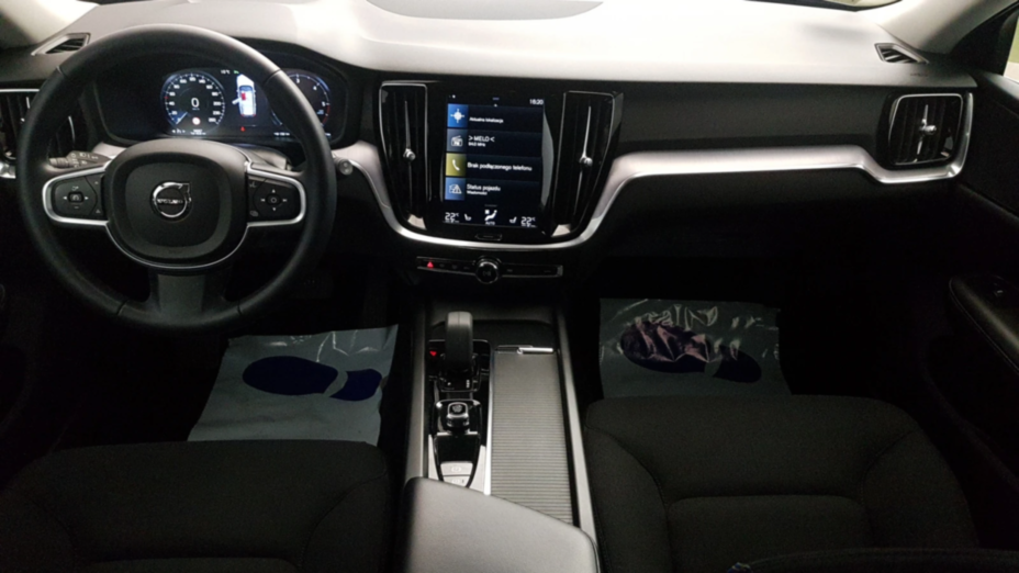 VOLVO V60 V60 B4 D Momentum Pro aut