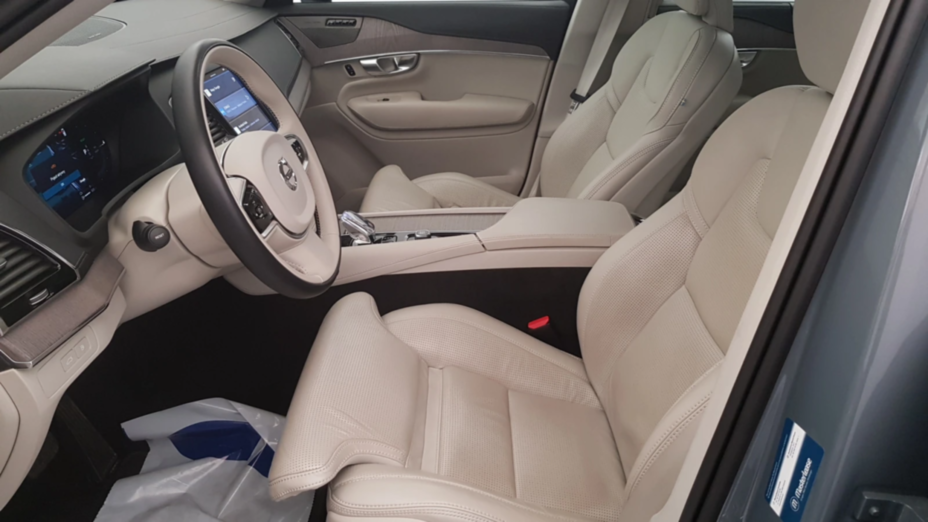 VOLVO XC90 XC90 T8 AWD Plug-In Hybrid Plus Dark 7os aut