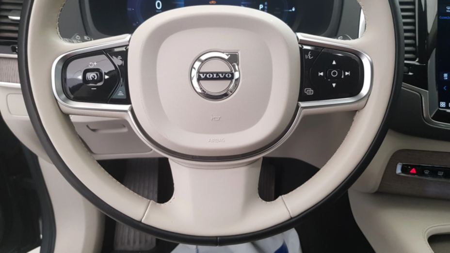 VOLVO XC90 XC90 T8 AWD Plug-In Hybrid Plus Dark 7os aut