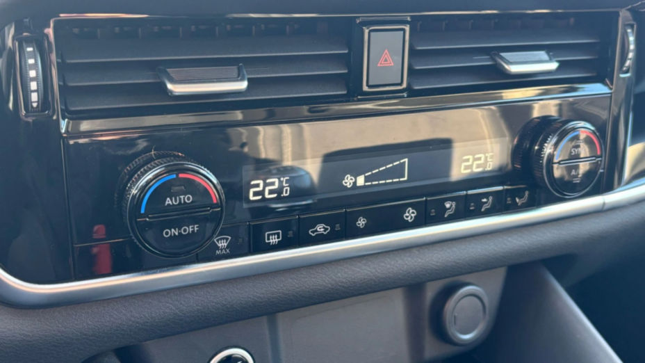 NISSAN Qashqai Qashqai 1.3 DIG-T mHEV N-Connecta