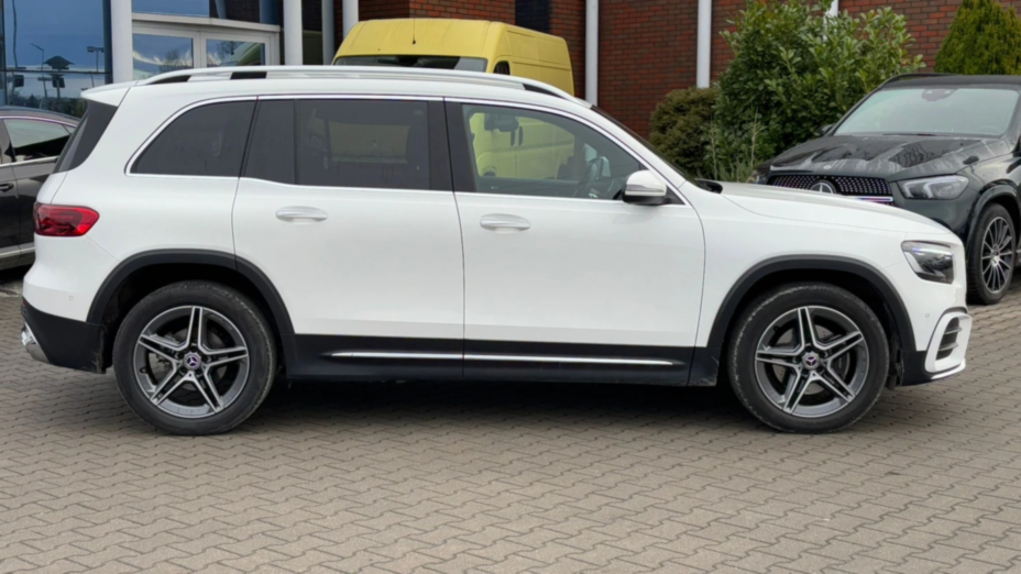 MERCEDES-BENZ GLB GLB 200 d AMG Line 8G-DCT
