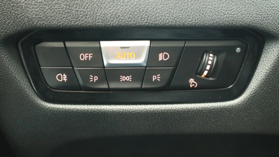 BMW Seria 3 318d mHEV M Sport aut