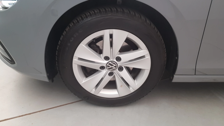 VOLKSWAGEN Golf Golf VIII 1.5 TSI EVO Life