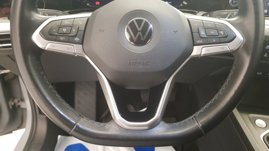 VOLKSWAGEN Golf Golf VIII 1.5 TSI EVO Life