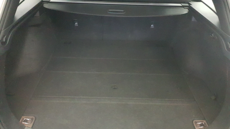 HYUNDAI i30 i30 1.6 D Classic +