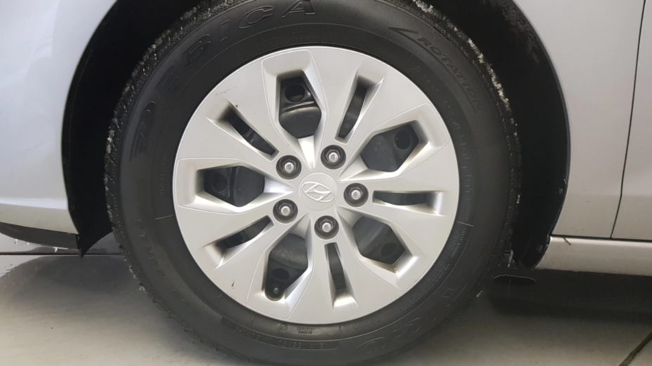 HYUNDAI i30 i30 1.6 D Classic +