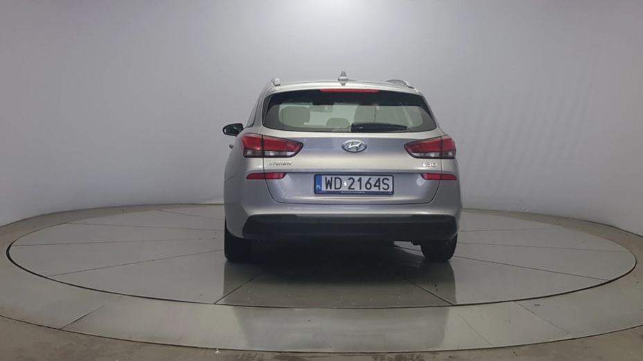 HYUNDAI i30 i30 1.6 D Classic +
