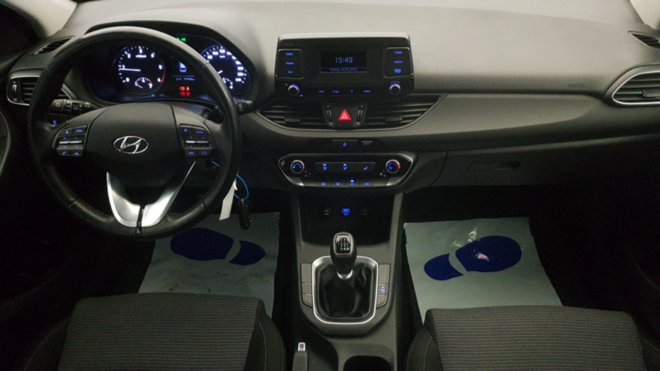 HYUNDAI i30 i30 1.6 D Classic +