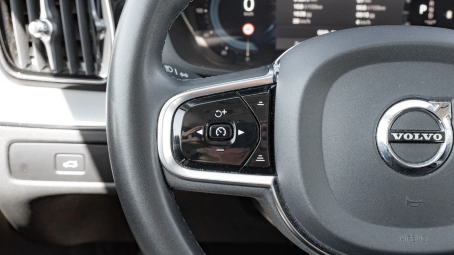 VOLVO XC60 XC60 B4 B Plus Bright aut
