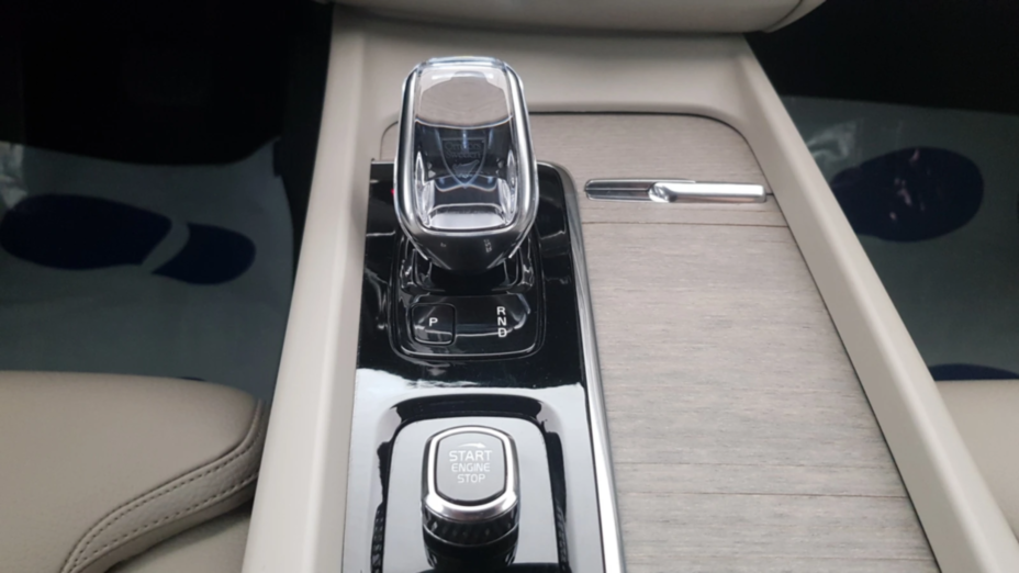VOLVO XC60 XC60 B4 D AWD Inscription aut