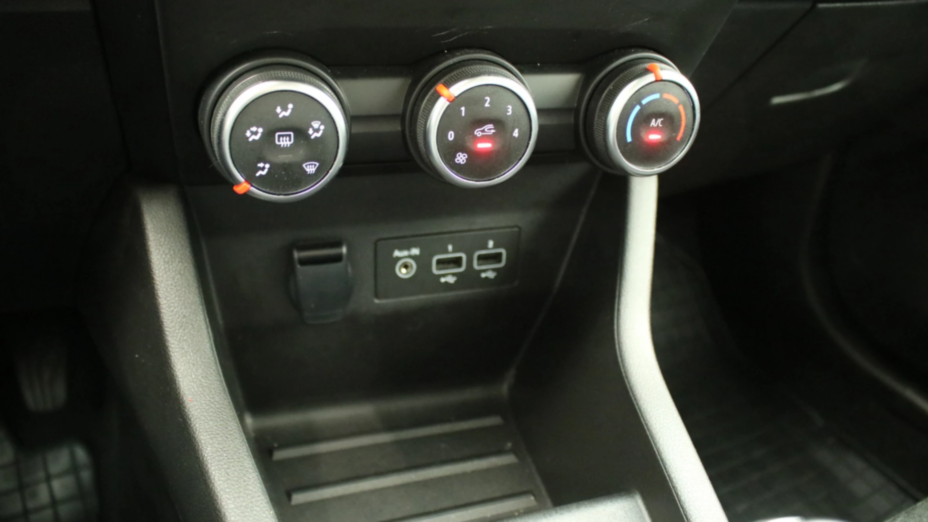 RENAULT Clio Clio 1.0 TCe Equilibre