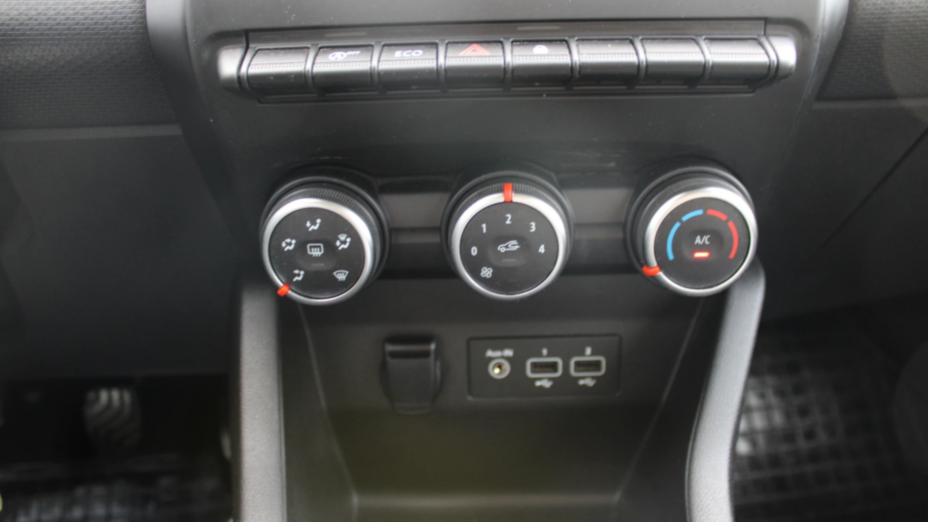 RENAULT Clio Clio 1.0 TCe Equilibre