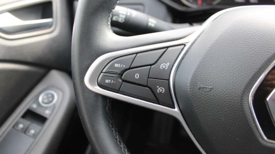 RENAULT Clio Clio 1.0 TCe Equilibre