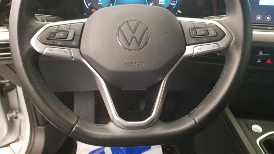 VOLKSWAGEN Golf Golf VIII 2.0 TDI Life