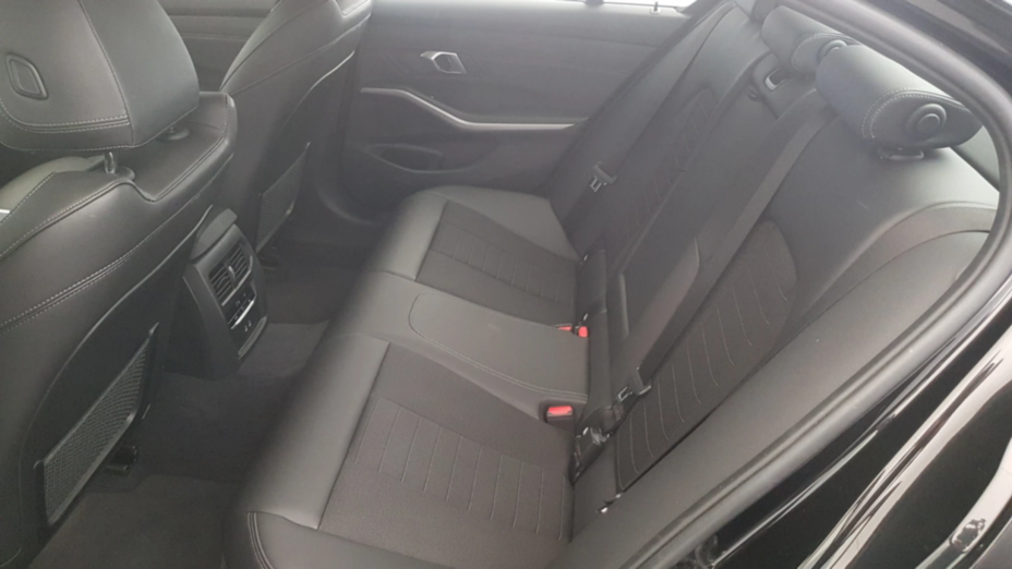 BMW Seria 3 320d xDrive mHEV Advantage aut
