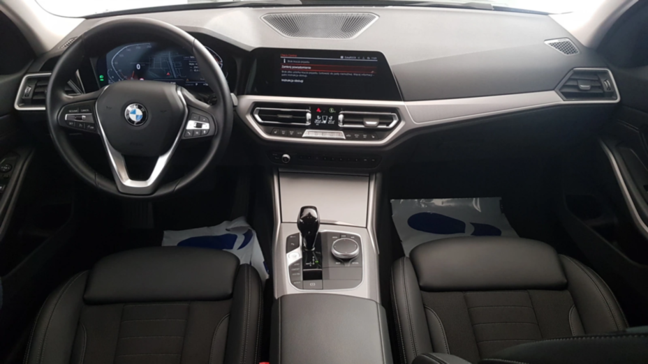 BMW Seria 3 320d xDrive mHEV Advantage aut