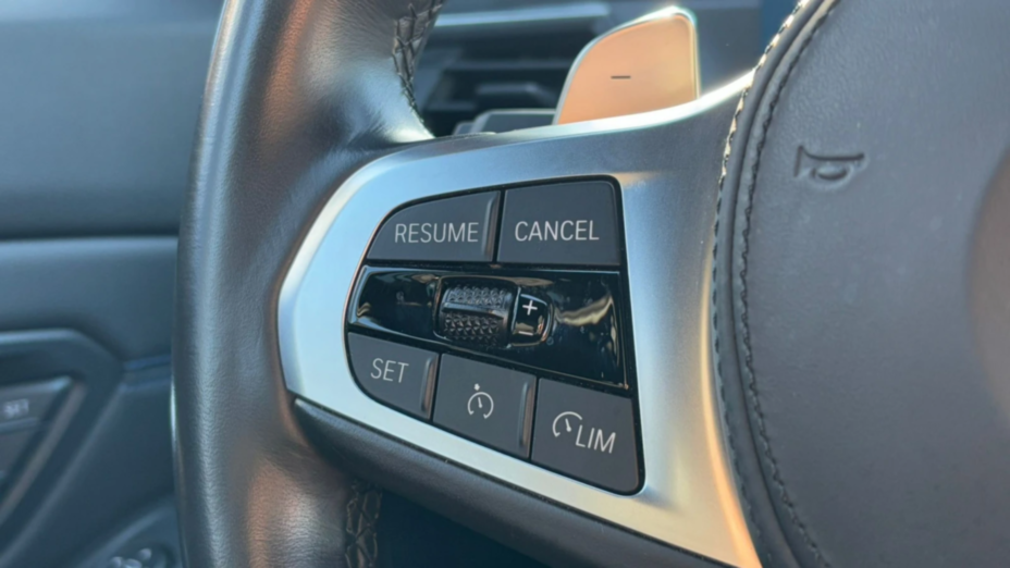 BMW Seria 3 318i M Sport aut