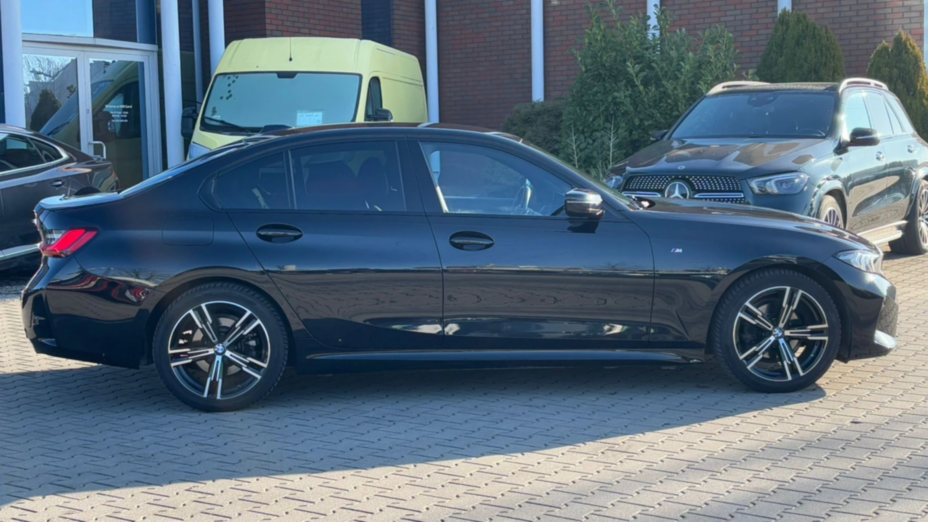 BMW Seria 3 318i M Sport aut