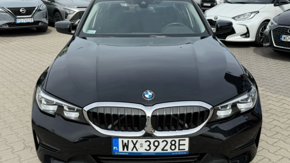 BMW Seria 3 318i Advantage aut