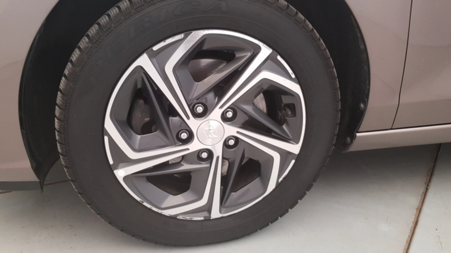HYUNDAI i30 i30 1.5 DPI Smart