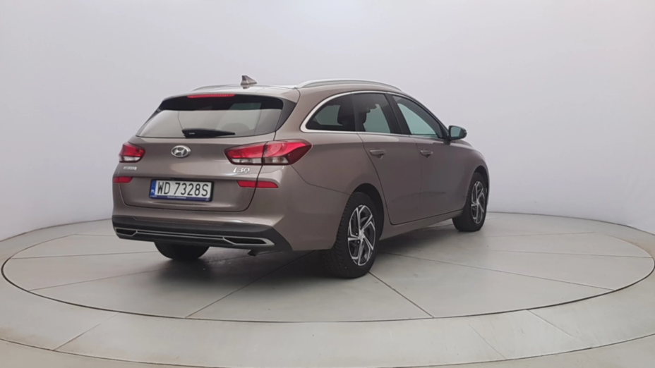 HYUNDAI i30 i30 1.5 DPI Smart