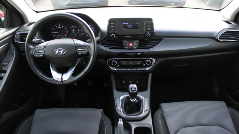 HYUNDAI i30 i30 1.5 DPI Classic +