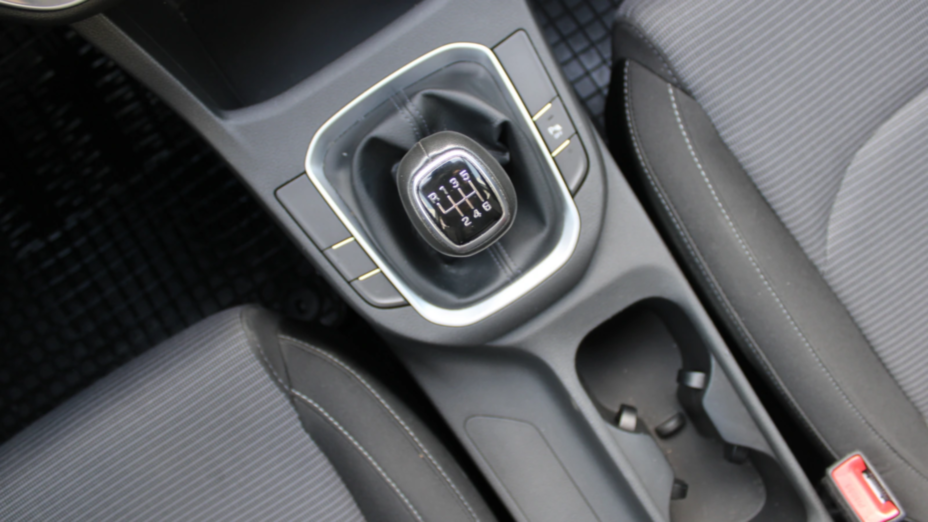 HYUNDAI i30 i30 1.5 DPI Classic +