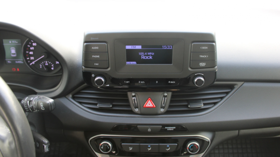 HYUNDAI i30 i30 1.5 DPI Classic +