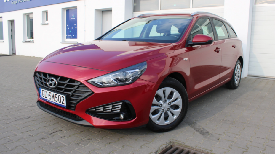 HYUNDAI i30 i30 1.5 DPI Classic +