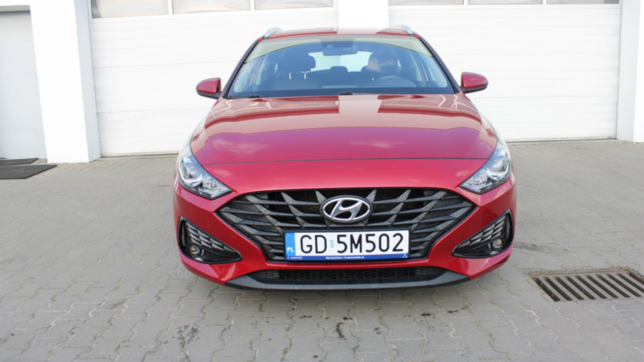 HYUNDAI i30 i30 1.5 DPI Classic +