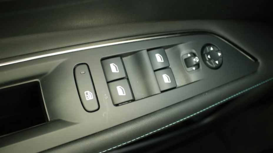 PEUGEOT 3008 3008 1.5 BlueHDi Allure Pack S&S EAT8