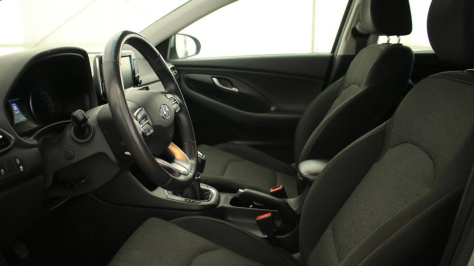 HYUNDAI i30 i30 1.5 DPI Smart