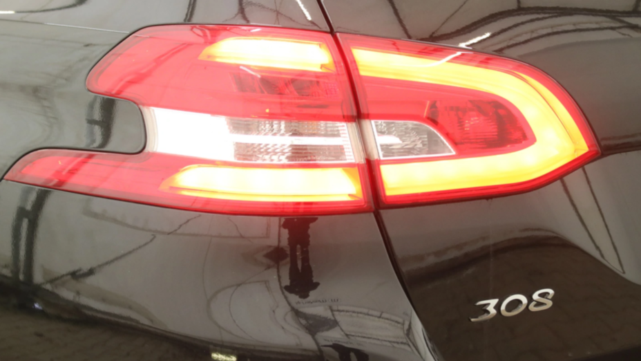 PEUGEOT 308 308 SW 1.5 BlueHDi Allure S&S EAT8