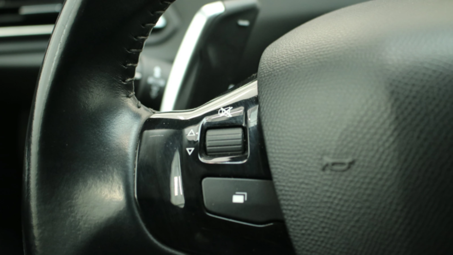 PEUGEOT 308 308 SW 1.5 BlueHDi Allure S&S EAT8