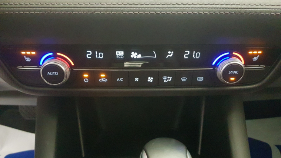 MAZDA 6 6 2.0 Center-Line aut