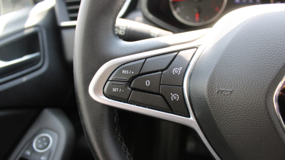 RENAULT Clio Clio 1.0 TCe Equilibre