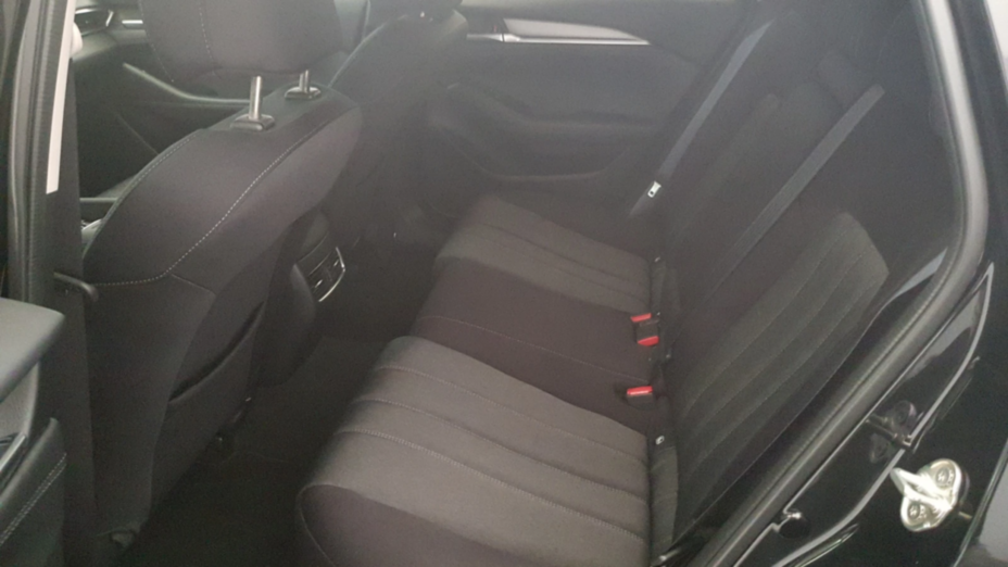 MAZDA 6 6 2.0 Center-Line aut