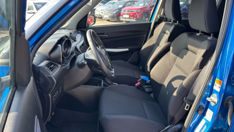 SUZUKI Swift Swift 1.2 Dualjet SHVS Premium Plus CVT